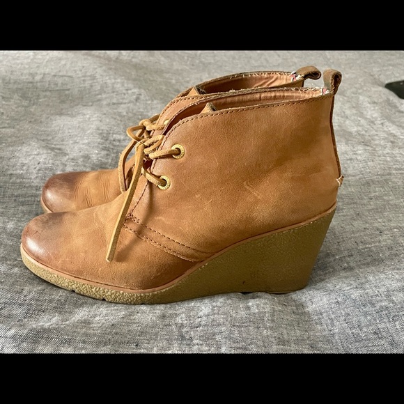SOLD SPERRY Cognac Leather Wedge Shoe/Bootie 7.5 - Picture 4 of 10